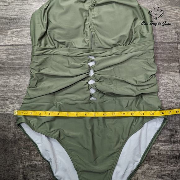 Charmo V Neck One Piece Swimsuit Size 2XL - Picture 3 of 4